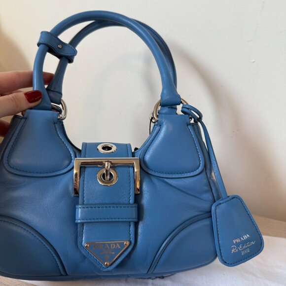 NWT Prada Re-Edition 2002 Moon Bag Nappa Padded Leather In Blue - Picture 4 of 10